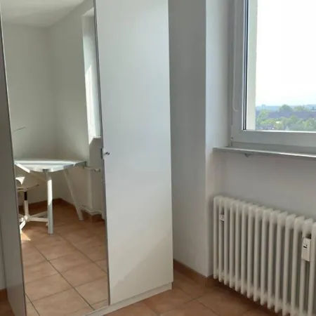 Wohnen Auf Zeit In Mainz, Grosse, Helle Wohnung, Uni Nah Appartement